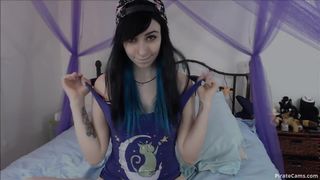 Eeevee - fingering myself in bed