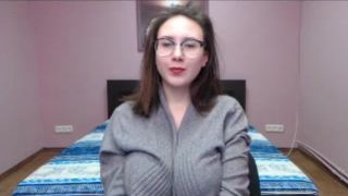 Amalia_Sky MFC handbra