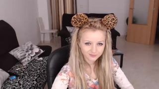 Audreymac rides dildo