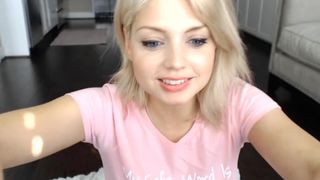 bridgettexoxo - Cums with Blue Wand