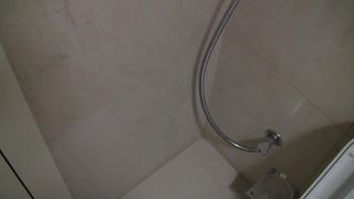 Aische Pervers Zimmermaedchen Verfuehrt Sohn Vom Scheich in private premium video