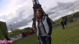 Aische Pervers In Paris Am Eiffelturm in private premium video
