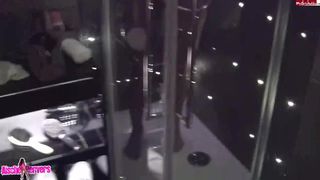 Aische Pervers Hotelboy Entsaftet Unter Der Dusche in private premium video