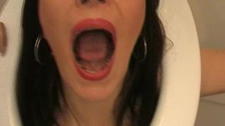 Aische Pervers Die Toilettensklavin in private premium video