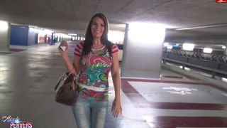 Aische Pervers Abgefickt Im Kinoparkhaus Mit Spermawalk Mit Aische Pervers in private premium video