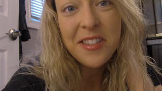 Dirty Princess Watch Pee On Electronic Items in private premium video