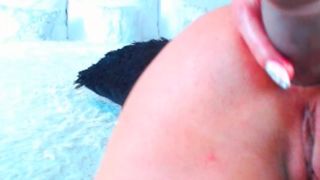 2.0 WowEva play with her asshole