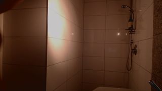 MissAlice_94 Bathroom Routine - PirateCams.com
