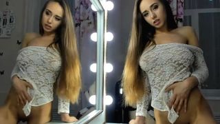 Sweet_Tiff mirror tease