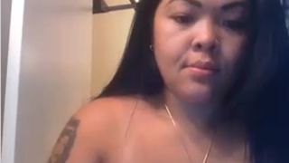 hawaiianfilipina from florida camming from bedroom