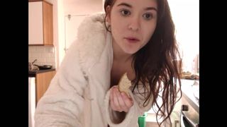 TahliaRose Cooks in Robe