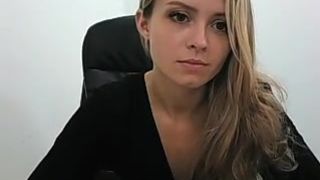 green_berg-210818-1231-myfreecams