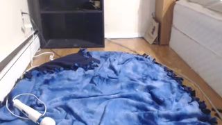 Azealiaxo webcam recording 2014 December 12_07-39-50