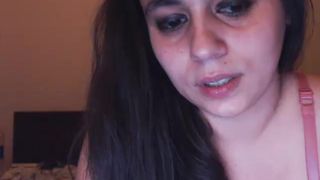 sarabigtits1