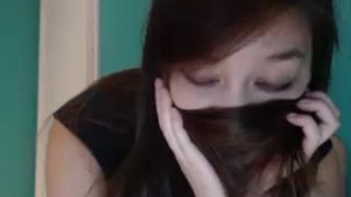 Chechur fingering her pussy in cam recording 2016 August 19 115439