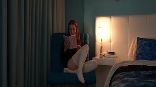 GingerBanks and Avalynnerose - Dildos Sharing in private premium video