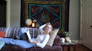 LilyIvy - Mom.Jeans-Hitachi.orgasm.in.mom.jeans-2016.11.19-720p