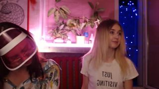 keyto с подругой