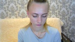 alexis_cake-070918-0556-myfreecams