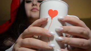destinydiaz-jingle-bells-nail-tapping-2018-04-15_QvXc6W
