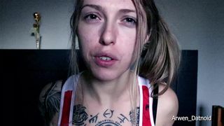 Arwen Datnoid - staring contest with me