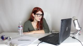 AynMarie - clothed masturbation