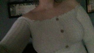 lilbabygorl - Bouncing Boobs