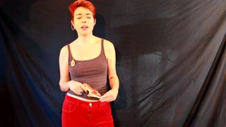 Punkbibibi - Naughty Bajoran Plays with Herself