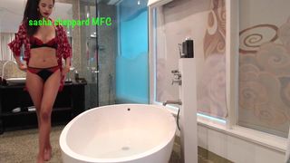 sashaswan bath time