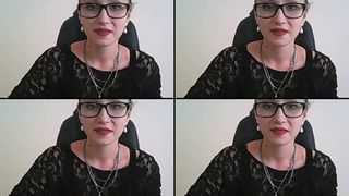Basikos rubbing her pussy in free cam recording 2018-09-13_150441