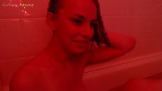 hotline_aurora bath