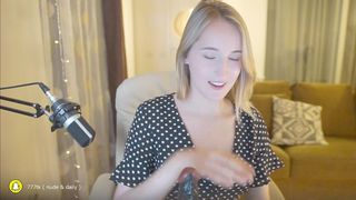 laila_lorenn1 2018-09-24-01-02