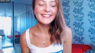 BiankaHulinganka LJ > Who can undress her?