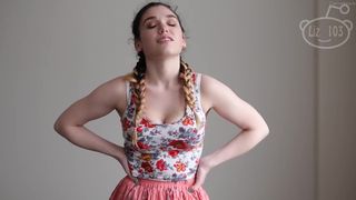 Lily Lou masturbation