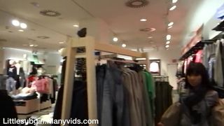 Littlesubgirl public 1