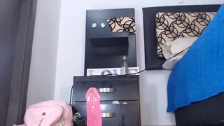 laupalacio rides pink dildo