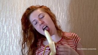 NikkiLexx banana masturbation