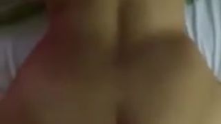 Casada putinha rebolando no pau do macho carioca