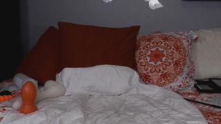 mohawkmolly gape + big bildo