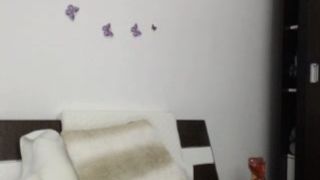 VivianisHere Masturbates