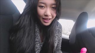 MissReinaT - Horny In My Car