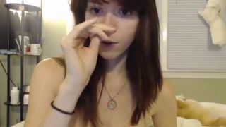 Karaste Loves To Masturbate