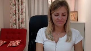 sexy ass schoolgirl dances flashes