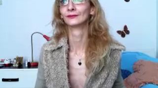 Labia big clit Hairy Milf Clitssweeet 1