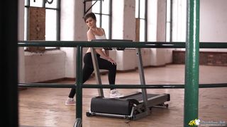 British Babe with Big tits Runs on Treadmill