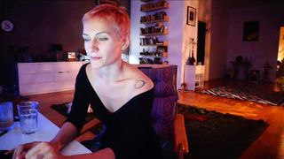 beth_ plants cats talks