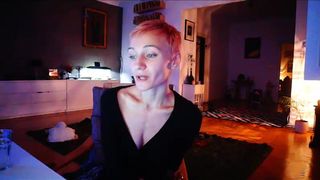 beth_ plants cats talks