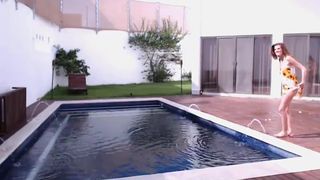 GingerMFC - Silly with Water