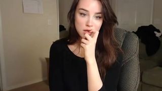 Sweet teen brunette earns extra cash