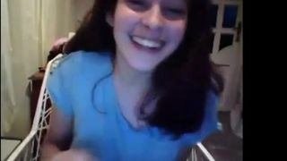 Dreianova shows her tits